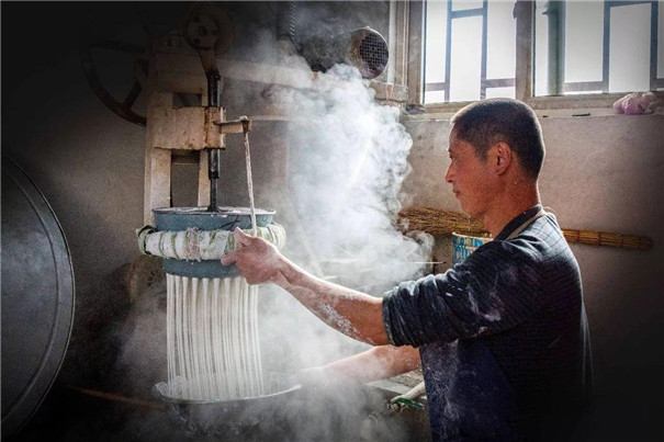 漏瓢式紅薯粉條機 漏瓢式紅薯粉條機