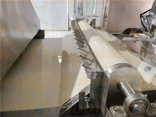 全自動(dòng)紅薯粉條機(jī) 全自動(dòng)紅薯粉條機(jī)