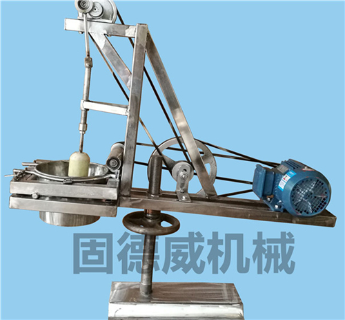 漏瓢式紅薯粉條機的特點與功能有哪些？小型紅薯粉條機有哪些？