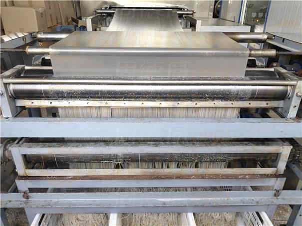 這樣的粉條機(jī)加工紅薯粉條，你見過嗎？一天能做8噸